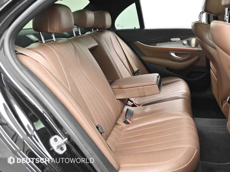 Mercedes-Benz E-Class — photo 12
