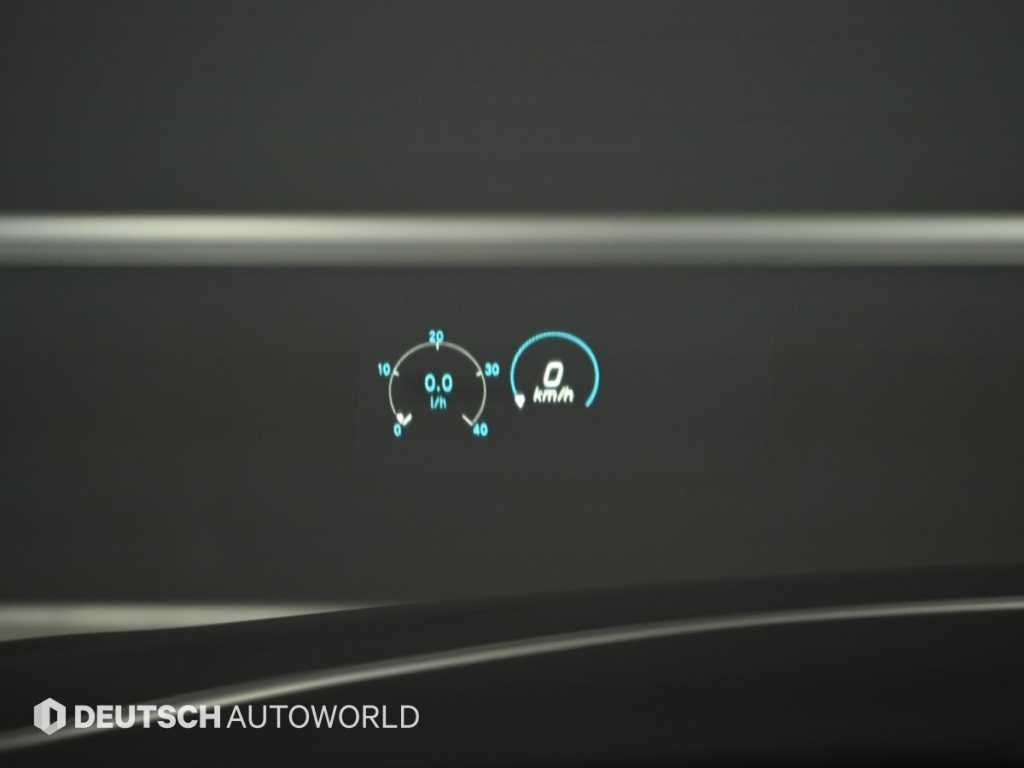Mercedes-Benz E-Class — photo 17