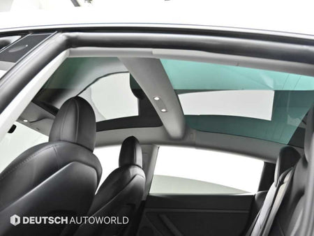 Tesla Model 3 — photo 18