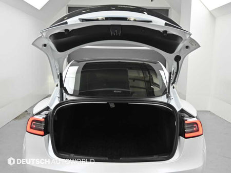 Tesla Model 3 — photo 19
