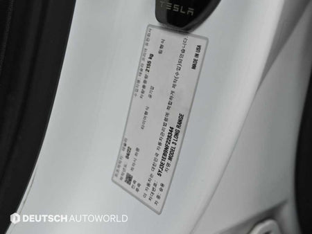 Tesla Model 3 — photo 20