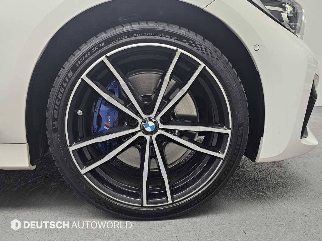 BMW 3-Series — photo 05