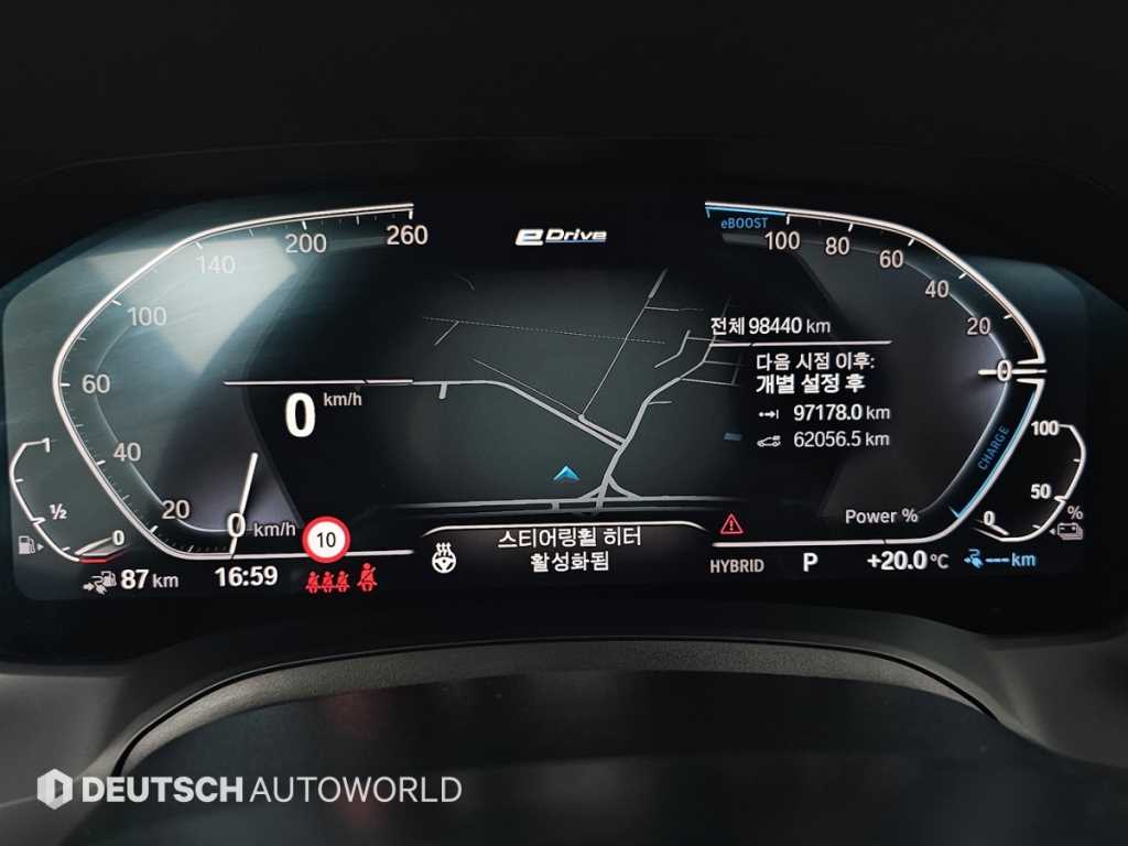 BMW 3-Series — photo 08