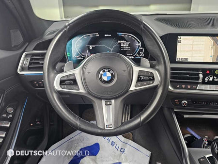 BMW 3-Series — photo 13