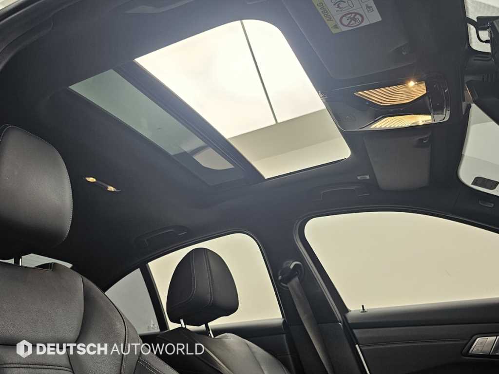 BMW 3-Series — photo 18