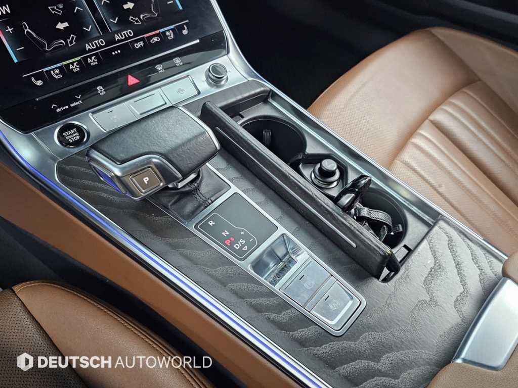 Audi A6 — photo 09