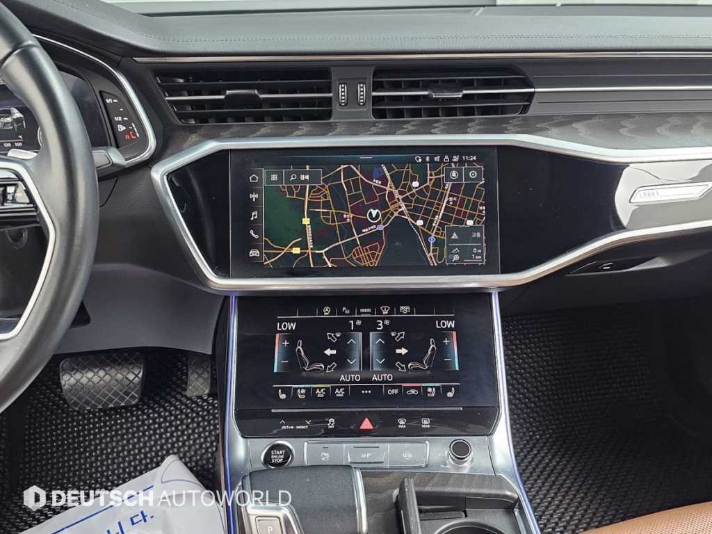 Audi A6 — photo 14