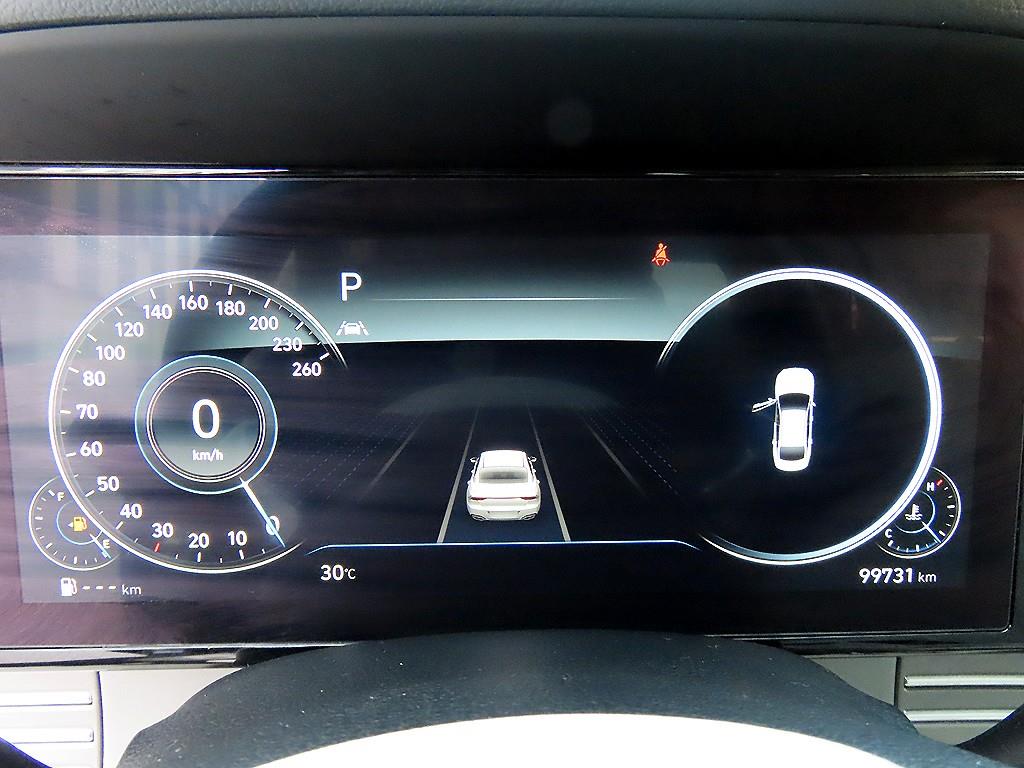 Hyundai Grandeur — photo 09