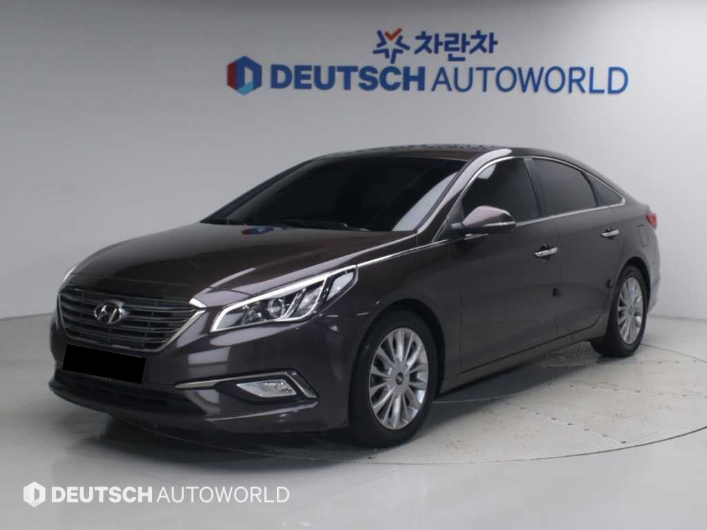 Hyundai Sonata — photo 01