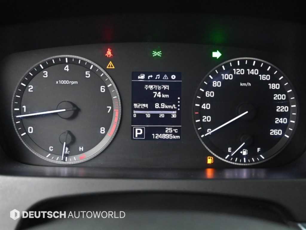 Hyundai Sonata — photo 08