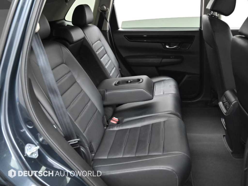Honda CR-V — photo 12