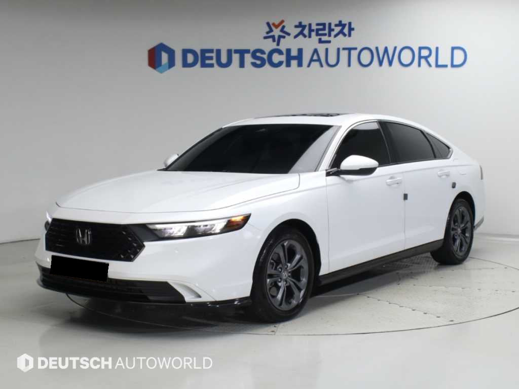 Honda Accord — photo 01