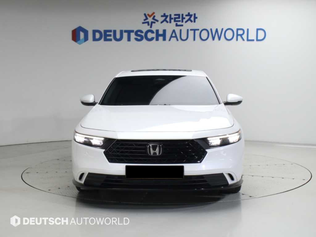 Honda Accord — photo 03