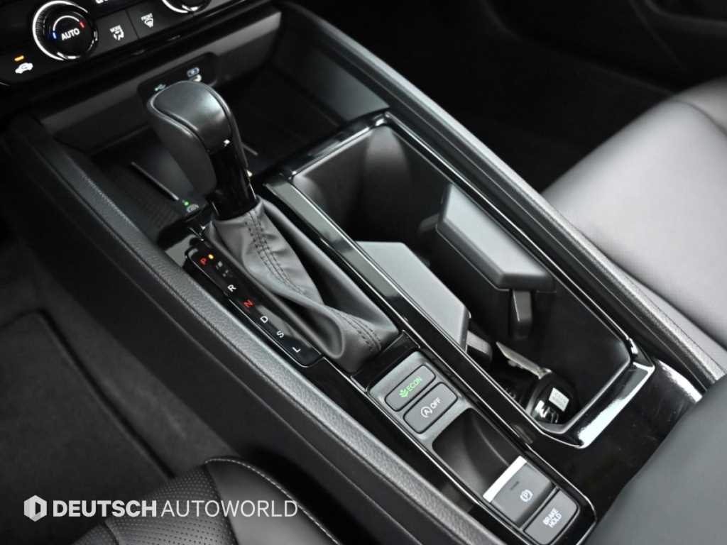 Honda Accord — photo 09