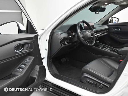 Honda Accord — photo 11