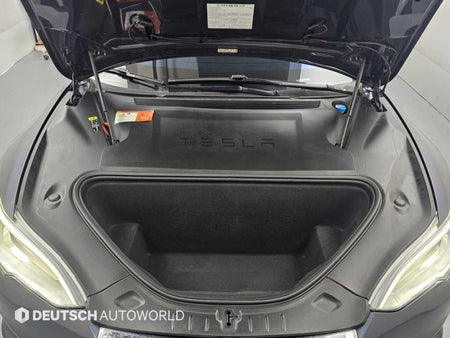 Tesla Model S — photo 06