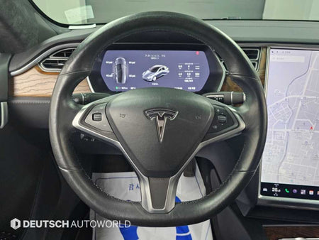 Tesla Model S — photo 13