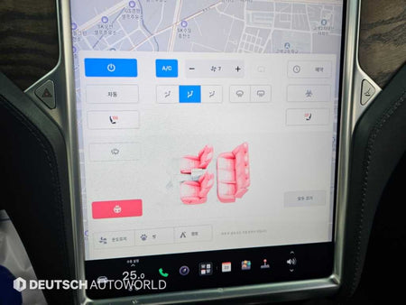 Tesla Model S — photo 16