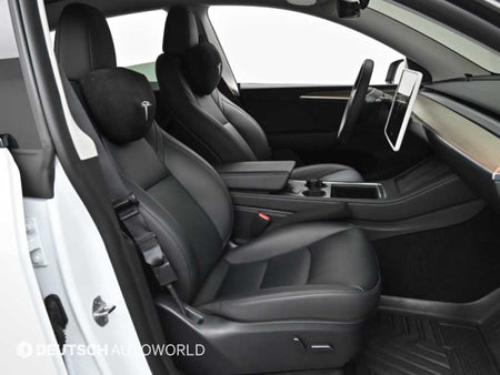Tesla Model Y — photo 09