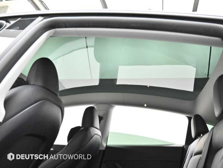 Tesla Model Y — photo 17