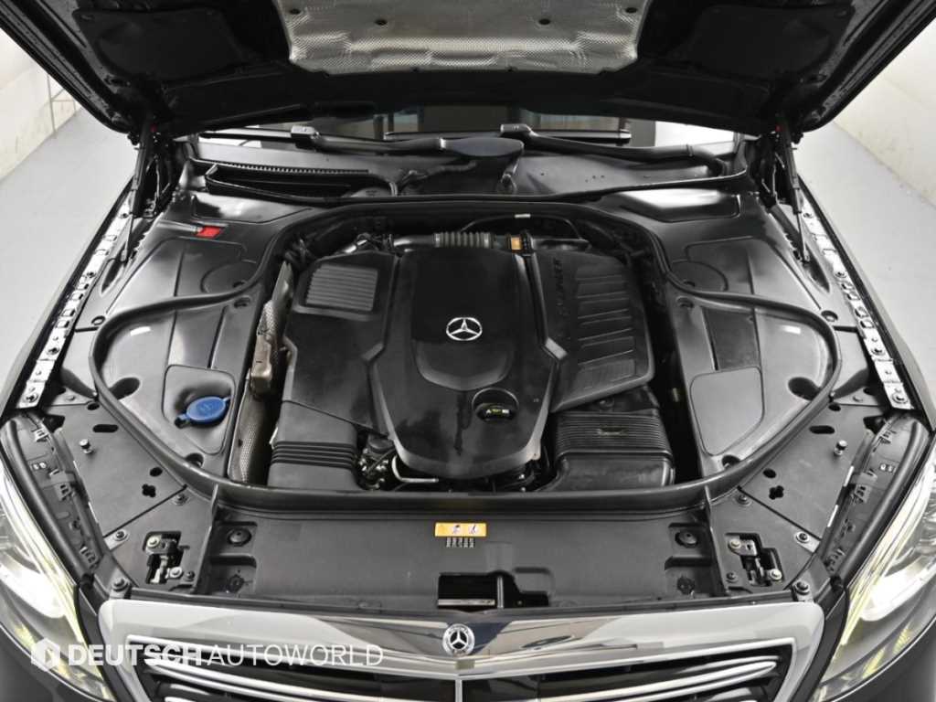 Mercedes-Benz S-Class — photo 06