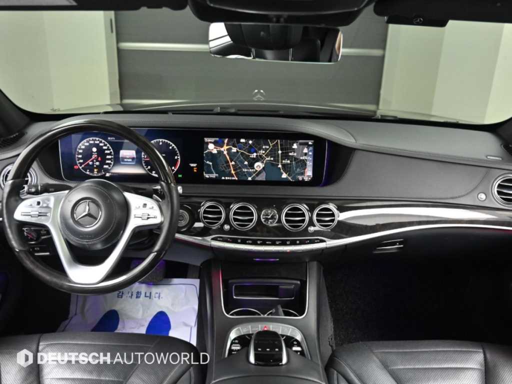Mercedes-Benz S-Class — photo 07