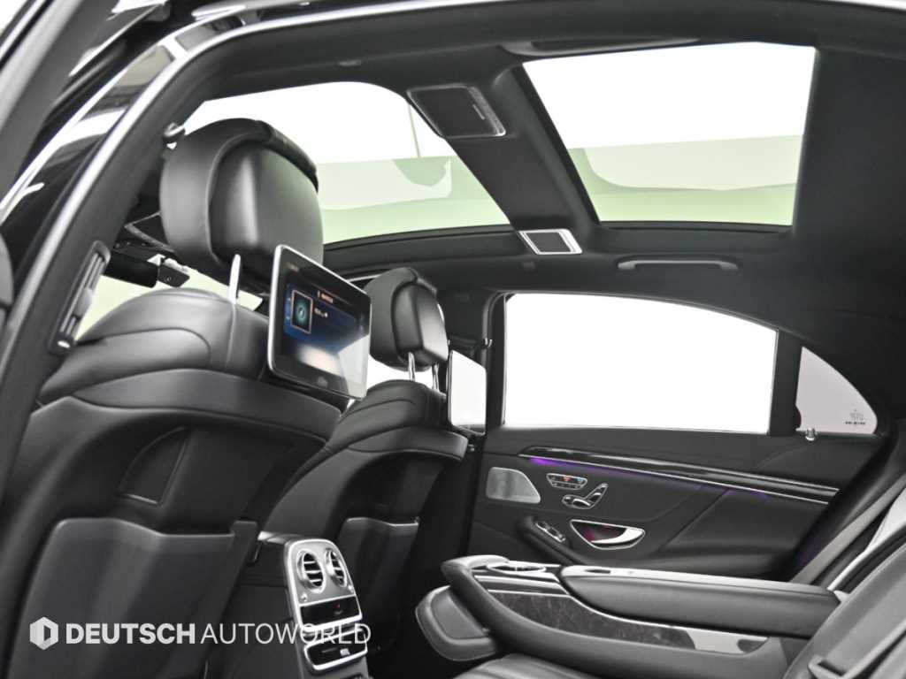 Mercedes-Benz S-Class — photo 18