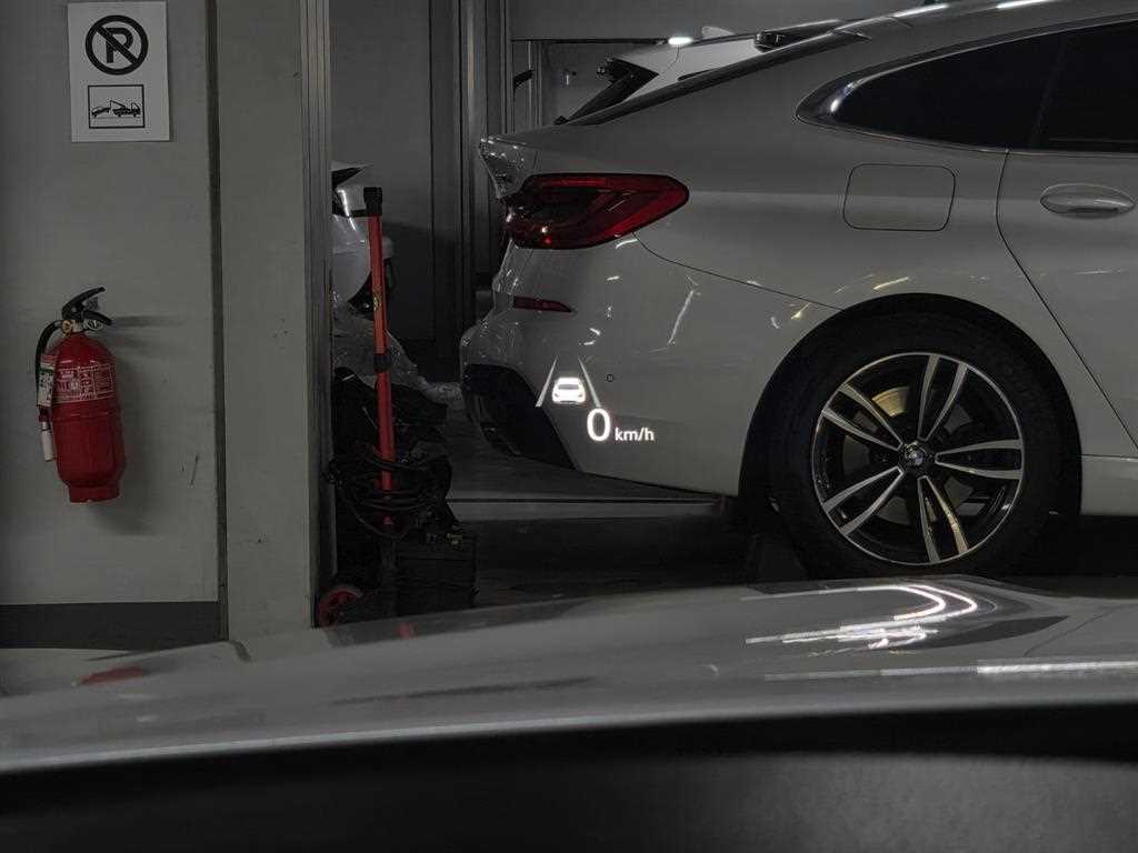 Genesis G70 — photo 17