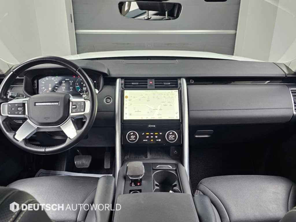 Land Rover Discovery — photo 07