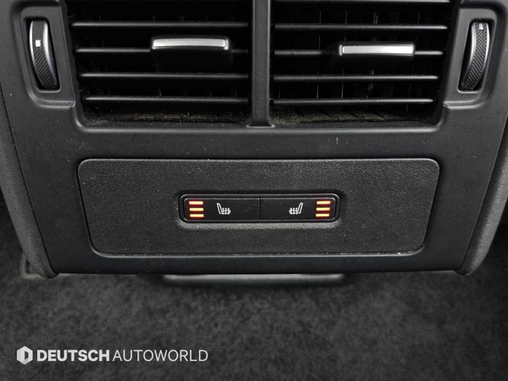 Land Rover Discovery — photo 16