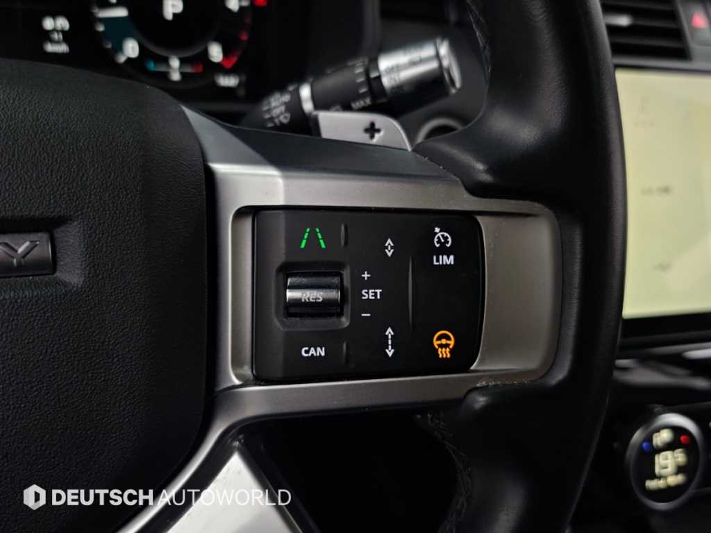 Land Rover Discovery — photo 17