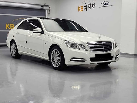 Mercedes-Benz E-Class — photo 04