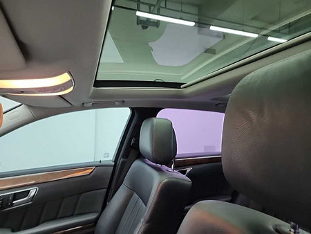 Mercedes-Benz E-Class — photo 14
