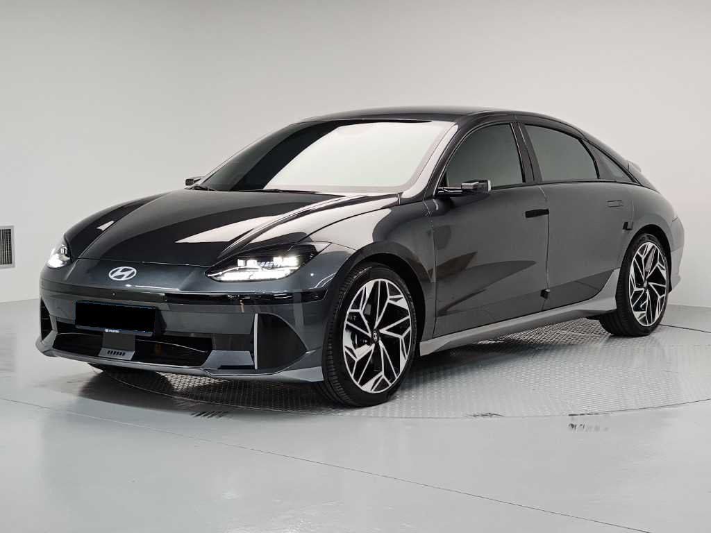 Hyundai Ioniq6 — photo 01