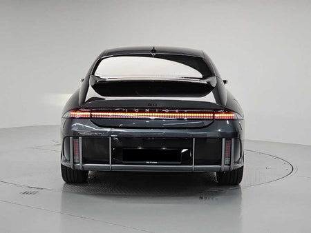 Hyundai Ioniq6 — photo 03