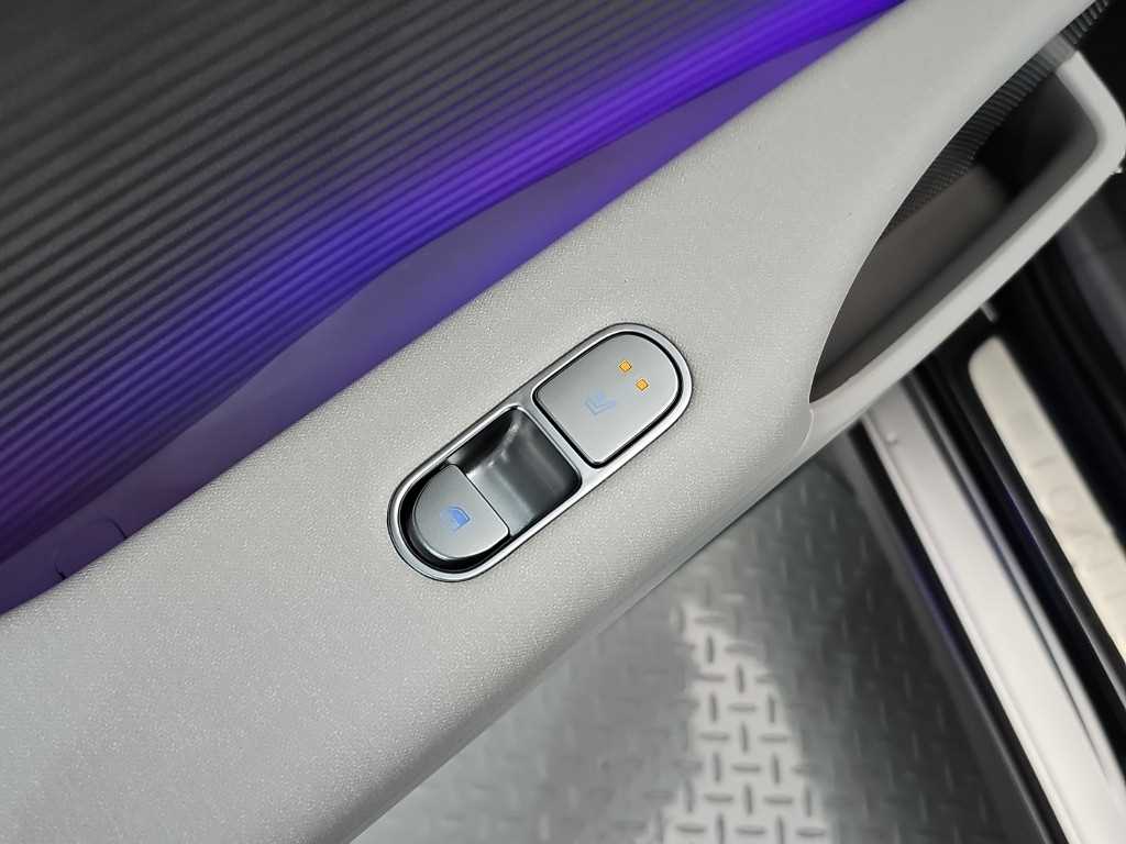 Hyundai Ioniq6 — photo 13