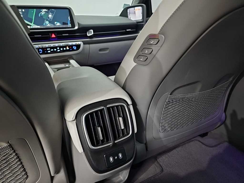 Hyundai Ioniq6 — photo 14