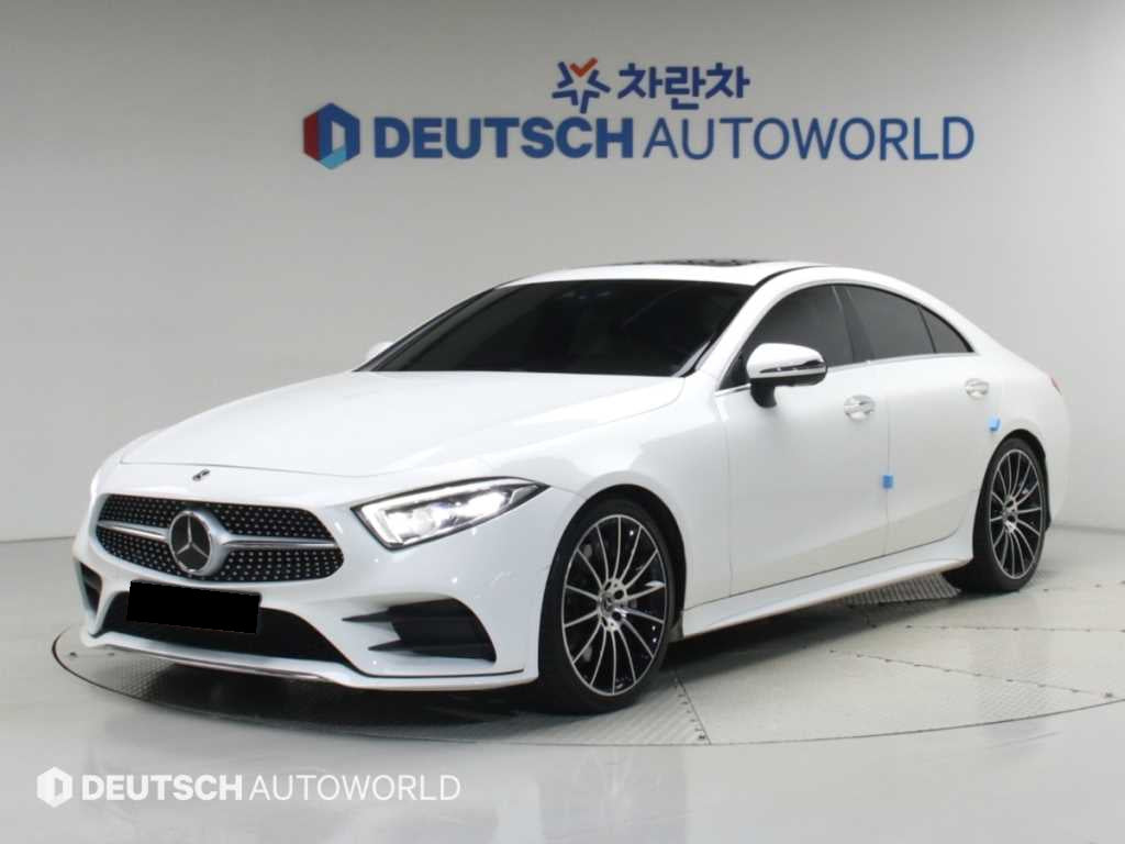 Mercedes-Benz CLS-Class — photo 01