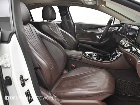 Mercedes-Benz CLS-Class — photo 10