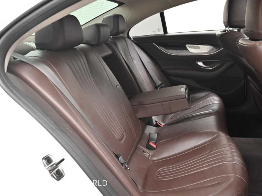 Mercedes-Benz CLS-Class — photo 12