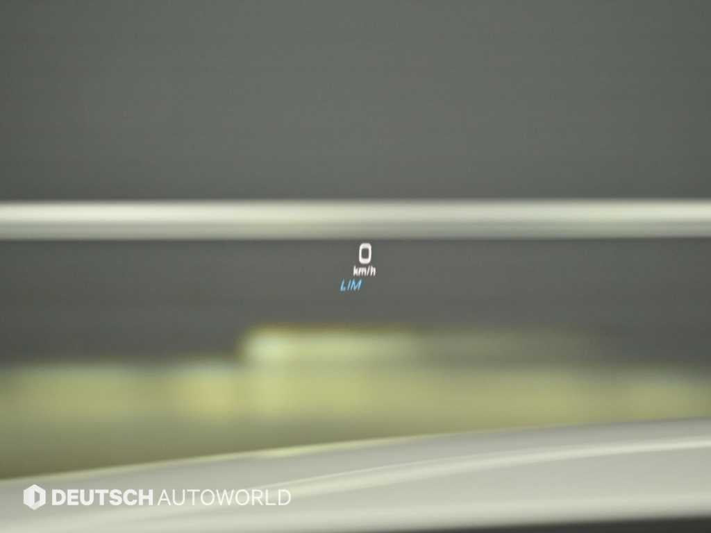Mercedes-Benz CLS-Class — photo 17