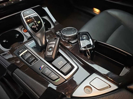 BMW 5-Series — photo 08