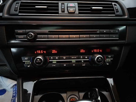 BMW 5-Series — photo 10