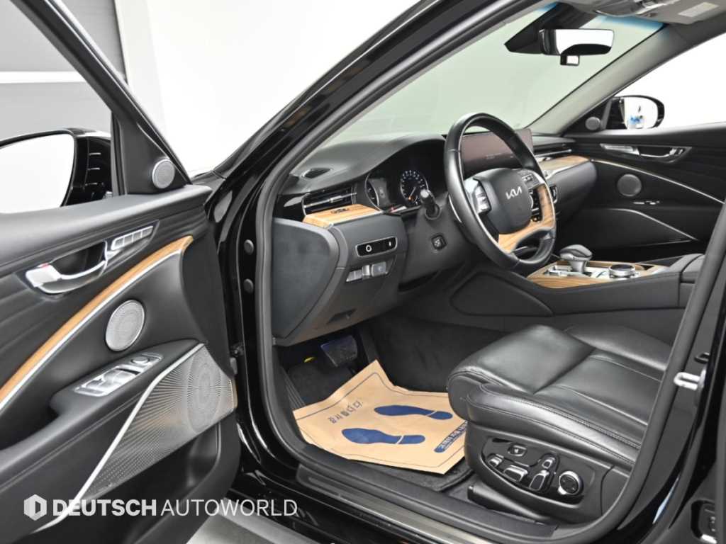 Kia K9 — photo 11