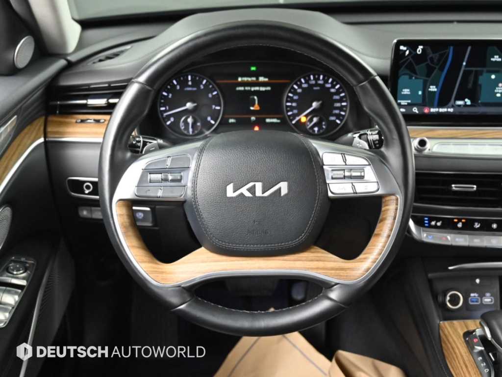 Kia K9 — photo 13