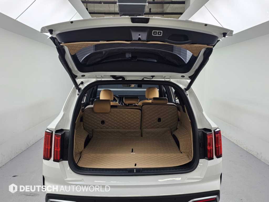 Kia Sorento — photo 19