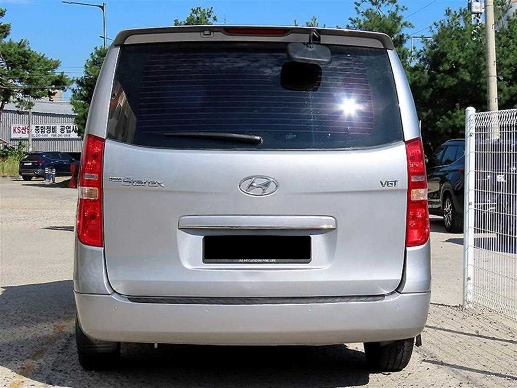 Hyundai Starex — photo 04