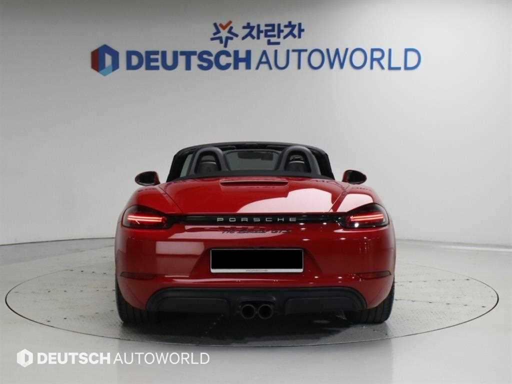 Porsche 718 — photo 04