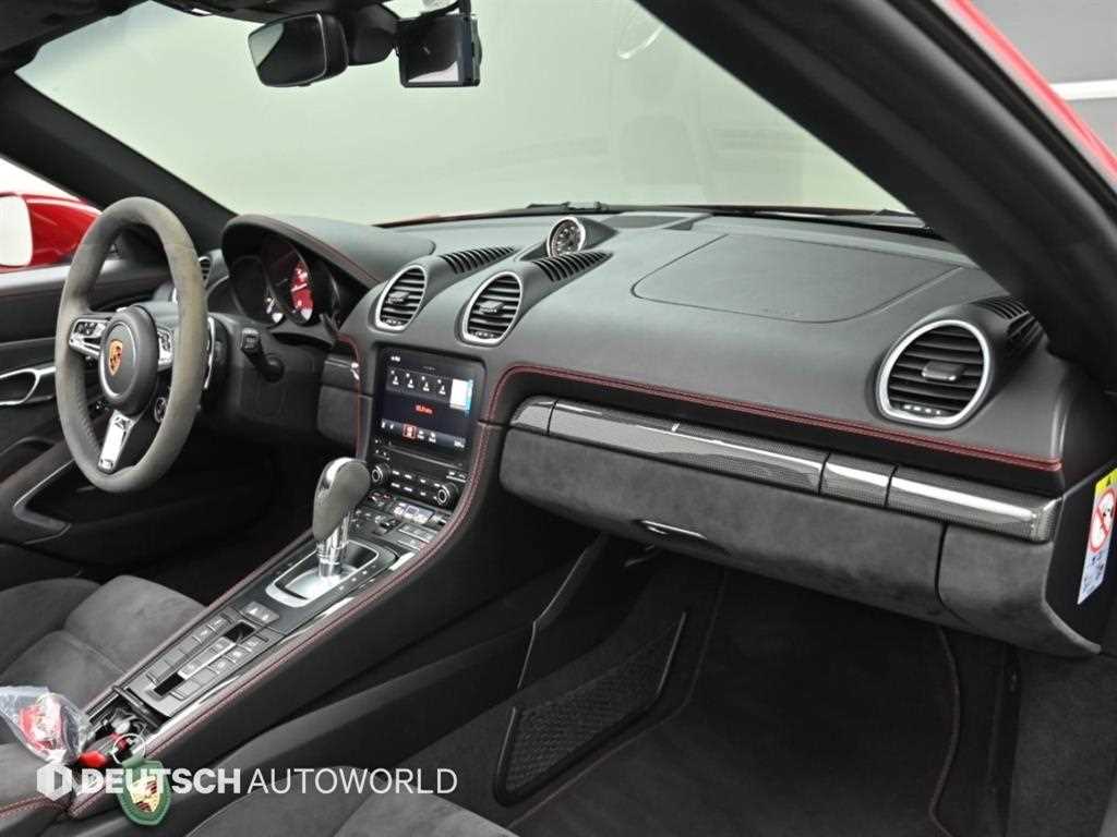Porsche 718 — photo 07