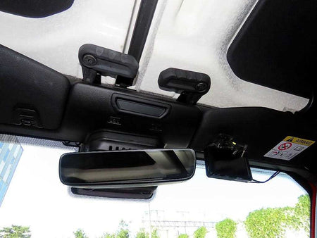 Jeep Wrangler — photo 12